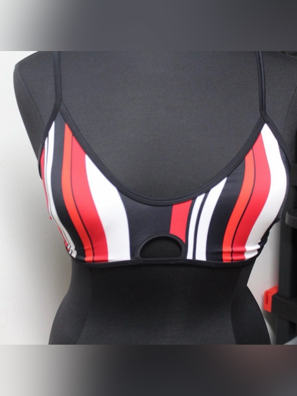 Cupshe black red white bikini top XXL Beach Vacation